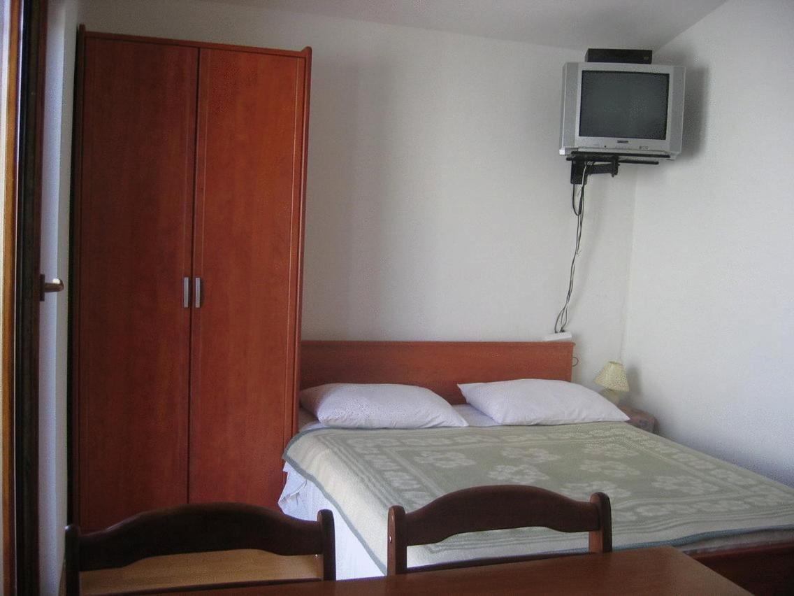 Hotel Pansion Marta à Bibinje Extérieur photo